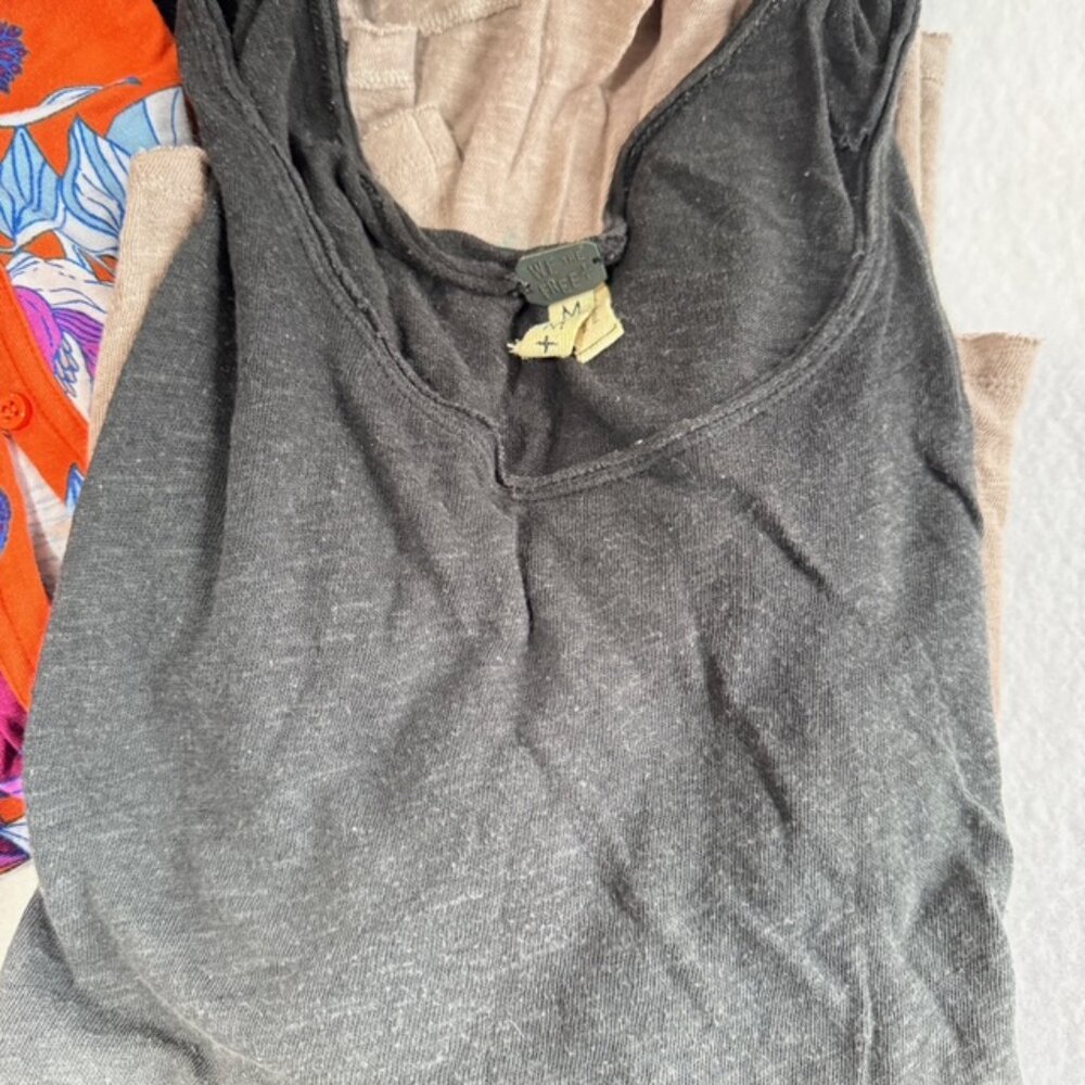 🎉😀CLEARANCE SALE!!😀🎉FREE PEOPLE BUNDLE 7 Pc. - Picture 7 of 15